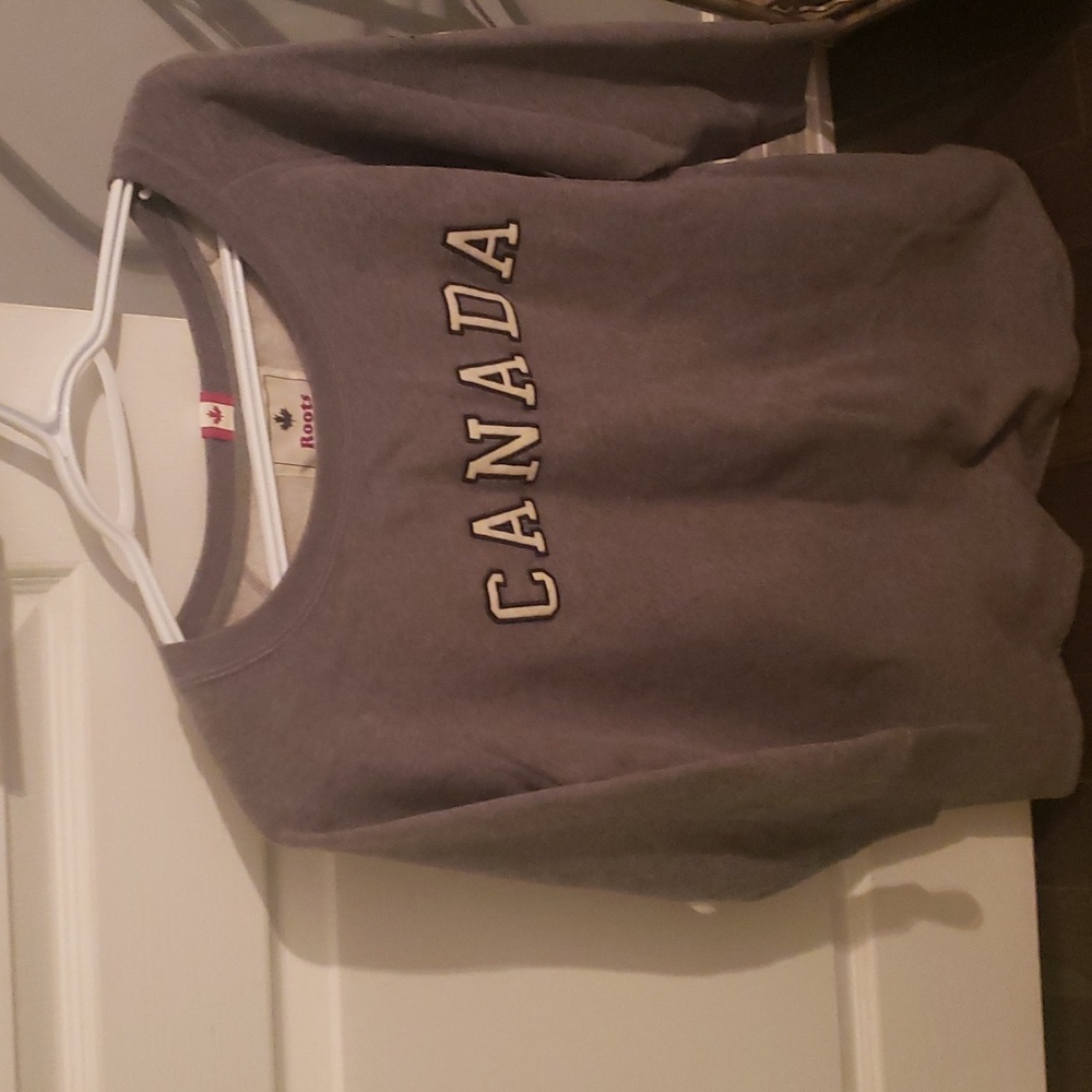 Roots sweater